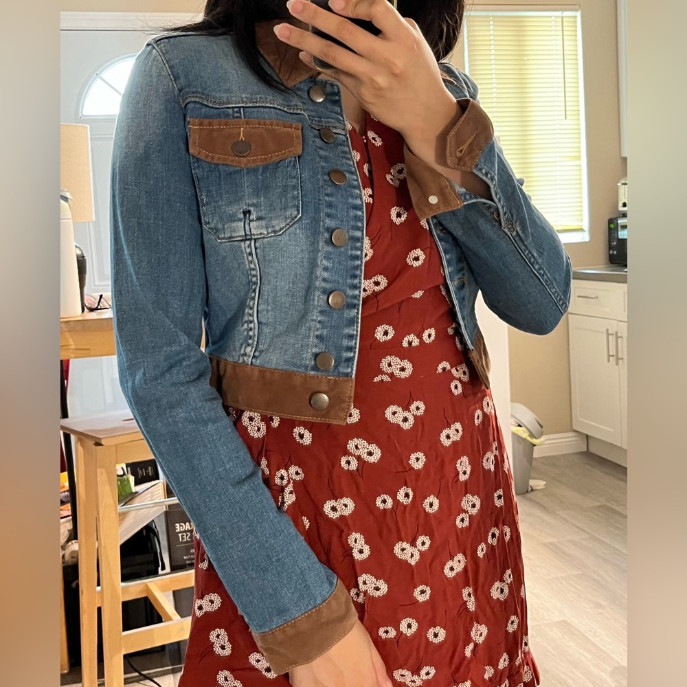 Cropped Denim Jacket with Brown Suede Details